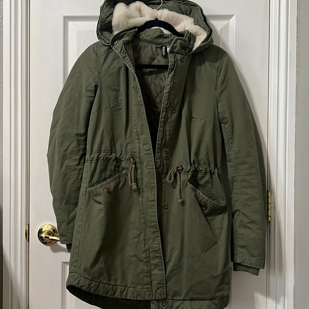 H&M women’s utility green jacket